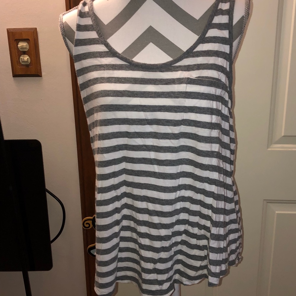 Pocket tank